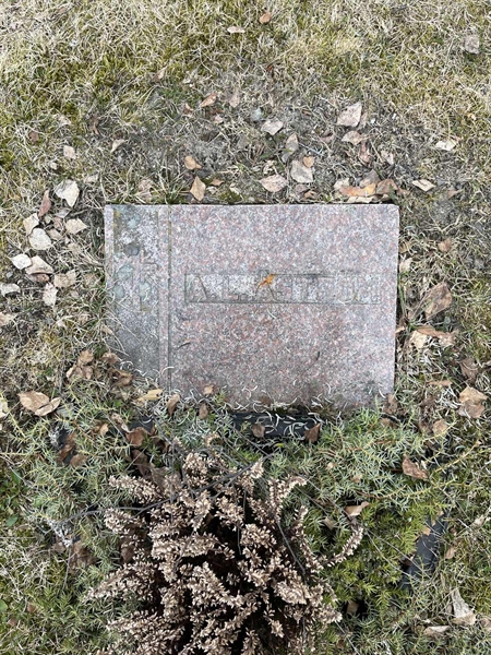 Grave number: R 3   288