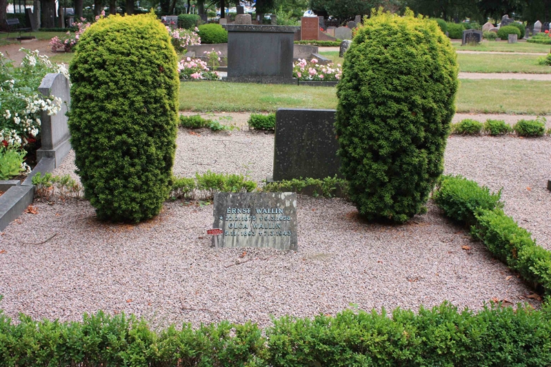 Grave number: Ö 03i    79, 80