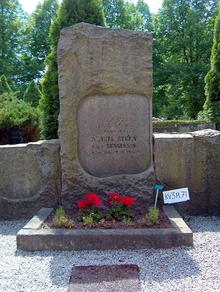 Grave number: HÖB 3    71