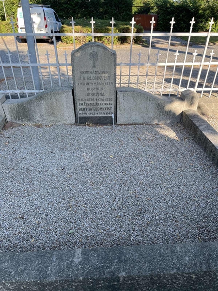 Grave number: NK IX     9