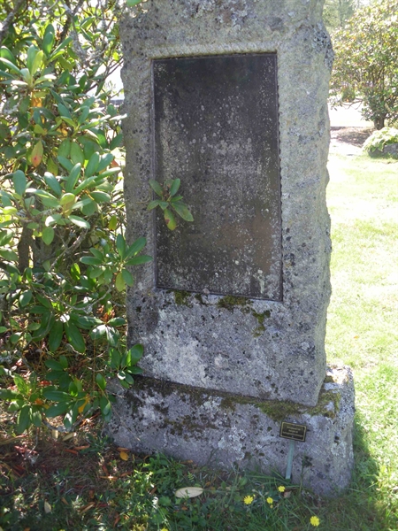 Grave number: SB 08     9