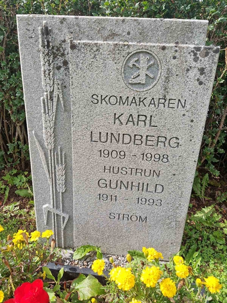 Grave number: AK D  6411