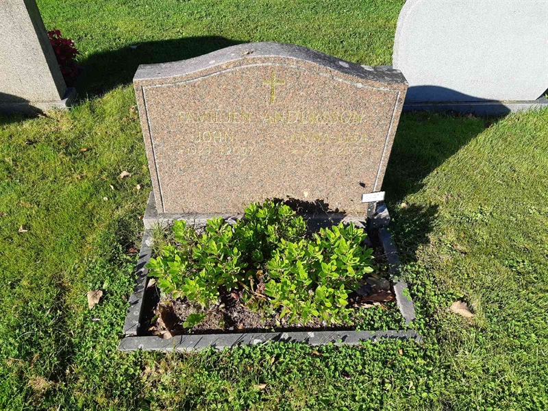 Grave number: Fr 8   166-167