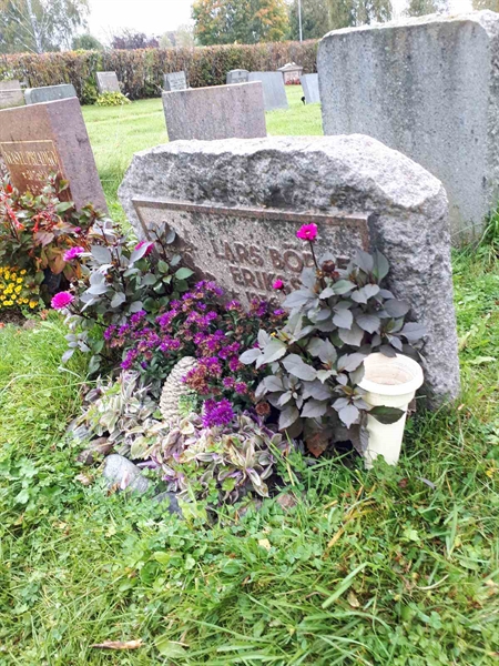 Gravnummer: NK F B  1044