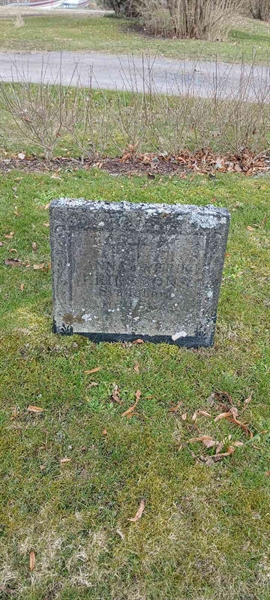 Grave number: 3 Nya C    11-12