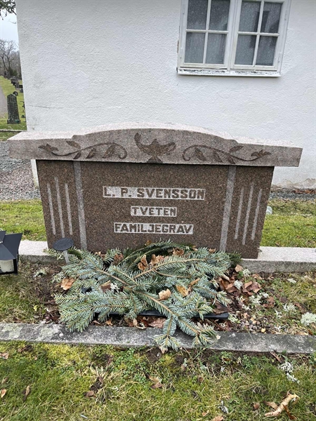 Grave number: Lax gaml 319a-c