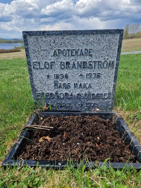 Grave number: 1 08 1074