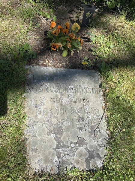 Grave number: 1 NH   226