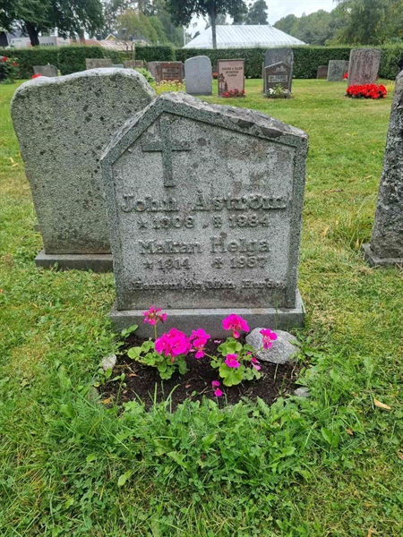 Grave number: 1 13  207, 208