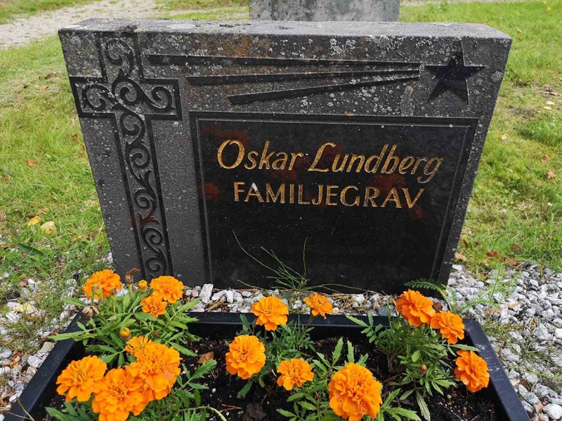 Gravnummer: POK 08    12