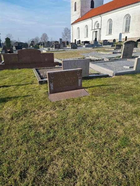Grave number: TG 005 0797, 0798