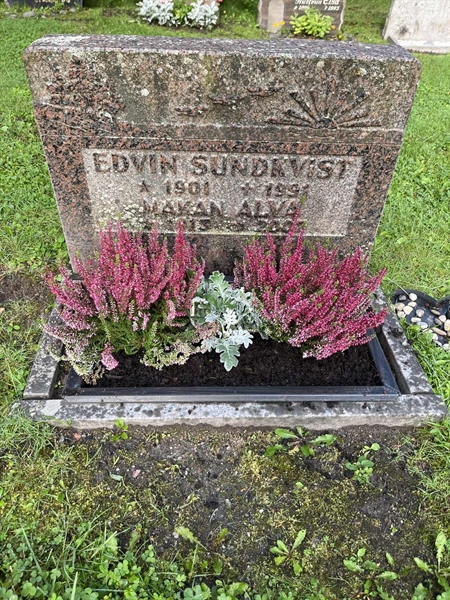 Grave number: 5 03   316