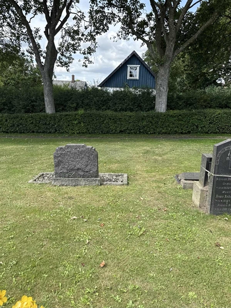 Grave number: ON D   139