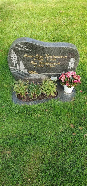 Grave number: Jä 12   212-213