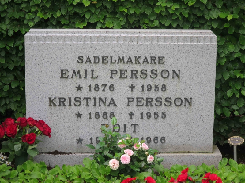 Grave number: HÖB 42    21