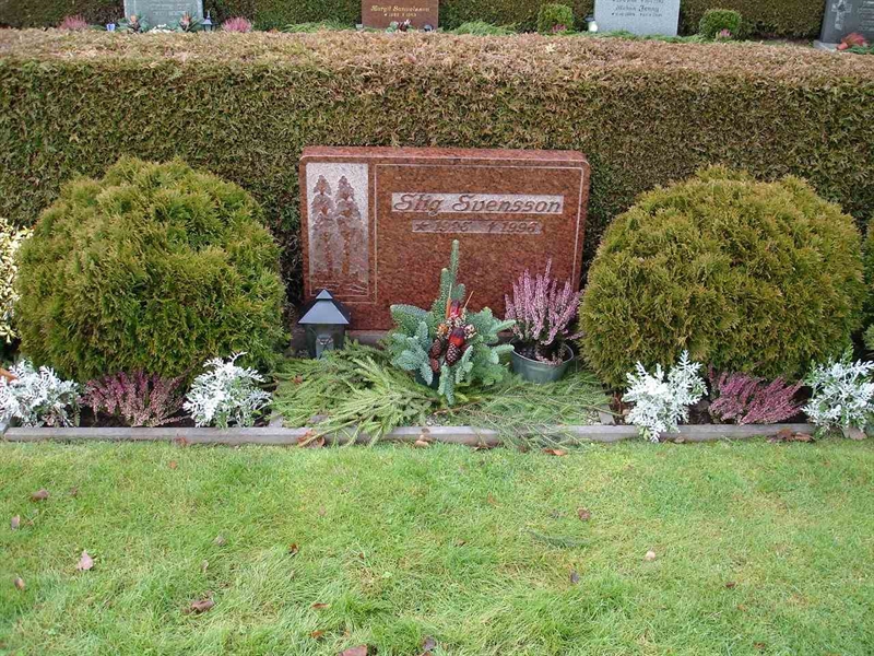 Grave number: HK L    59, 60