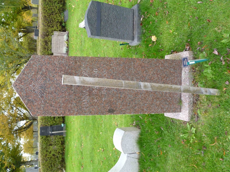Grave number: ROG B  208