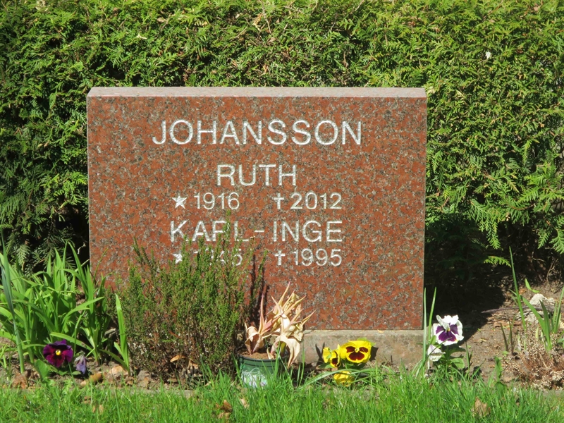 Grave number: HÖB 75     5