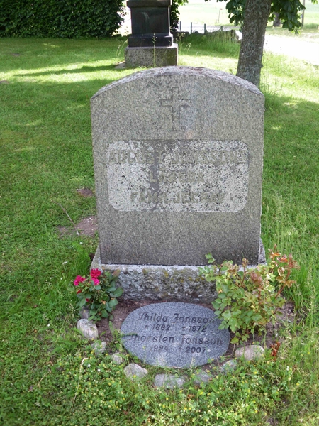 Grave number: SK 1   101