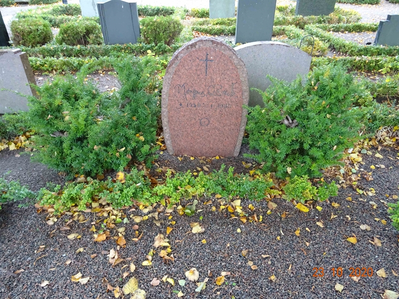 Grave number: NK 1 C   116, 117