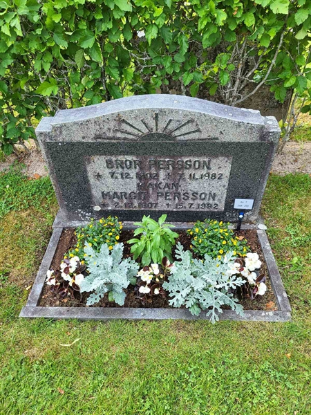 Grave number: Jä 07   268-269