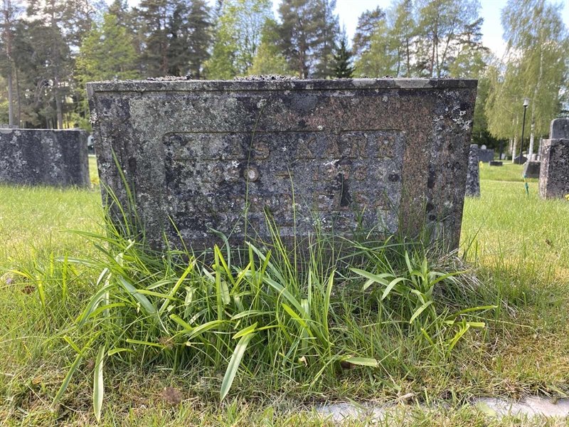 Hautatunnus: 1 05 86