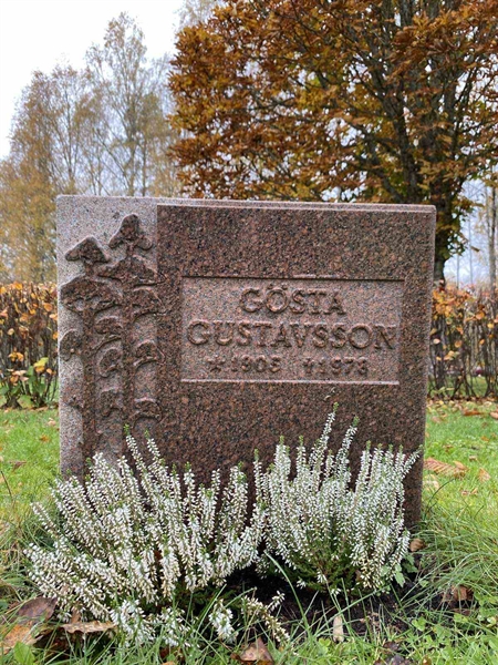 Grave number: 1 24    162