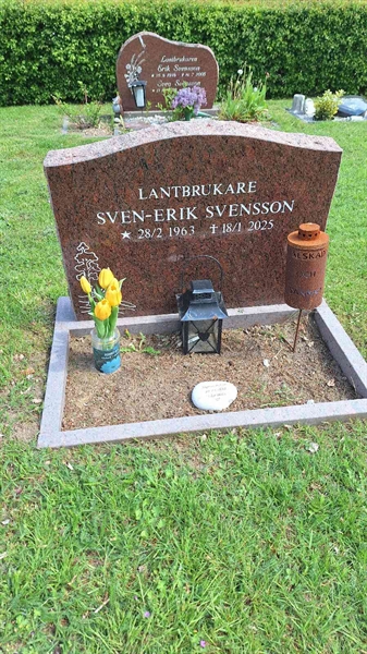 Grave number: VG D   177-180