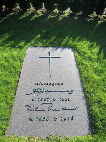 Grave number: HÖB 58     1
