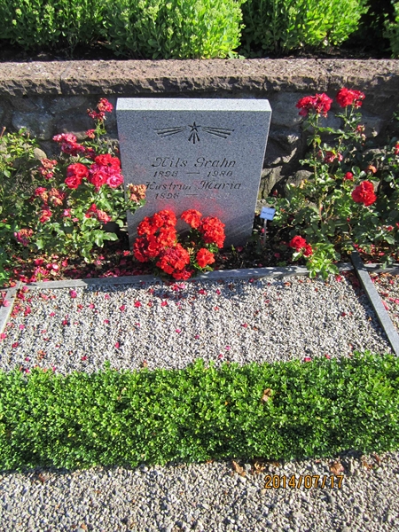 Grave number: 10 F    16