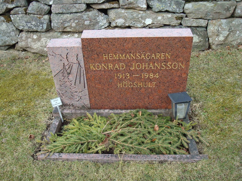 Grave number: KU 12    13, 14