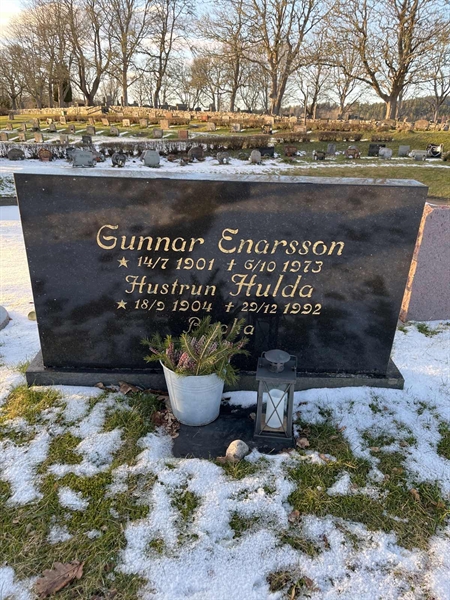 Grave number: Lax mell Kv4 89+90