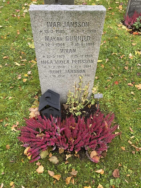 Grave number: 1 H   224