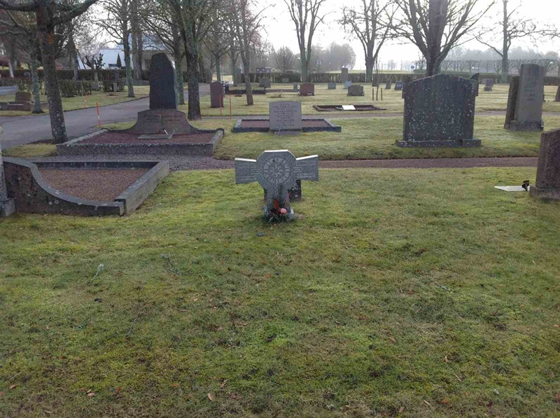 Grave number: 33 3    94-95