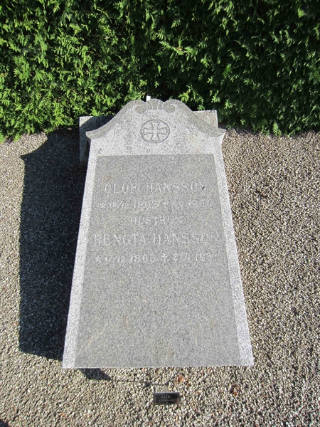 Grave number: VEN 03    18