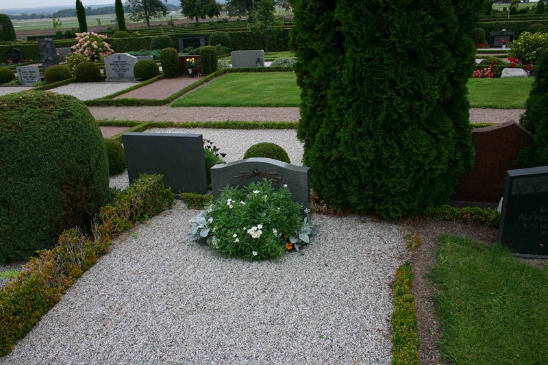 Grave number: NK SD B   180a