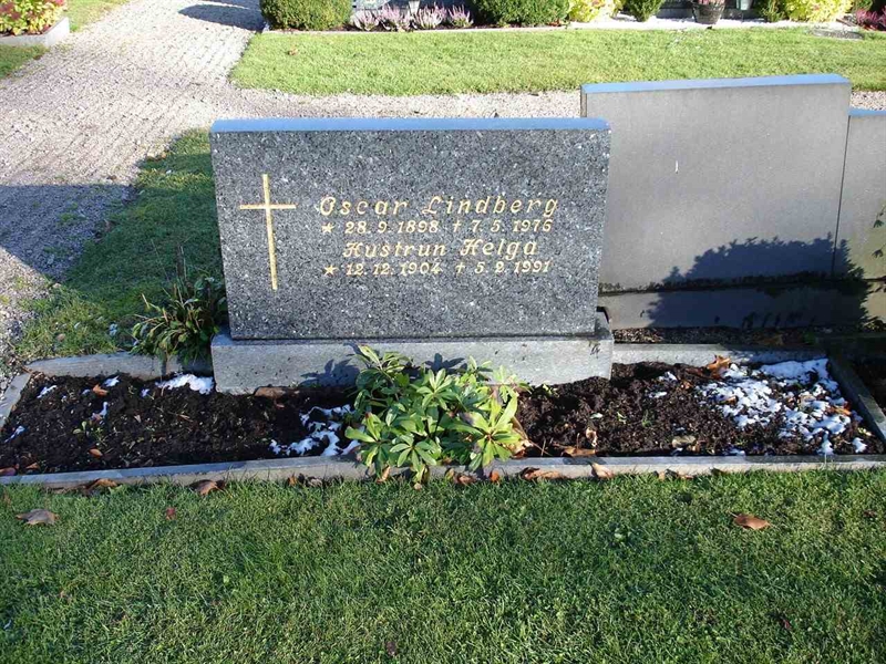 Grave number: FG S     1, 2