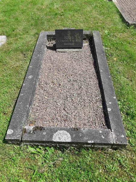 Grave number: TÖ 4   127