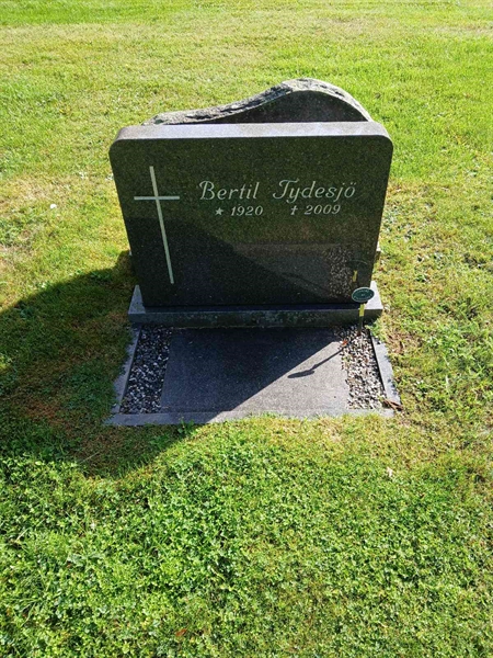 Grave number: ÖB 28     8, 9