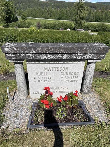 Grave number: 4 G GL    12-14