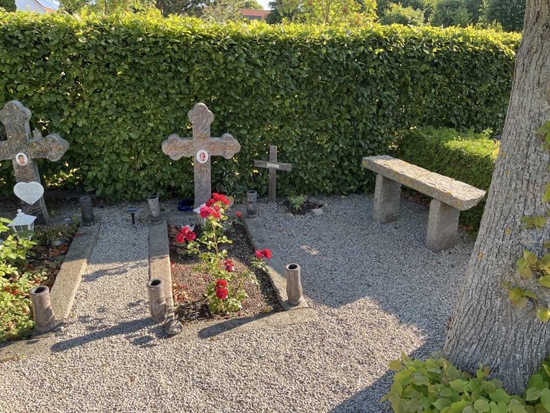 Grave number: NK IX    47