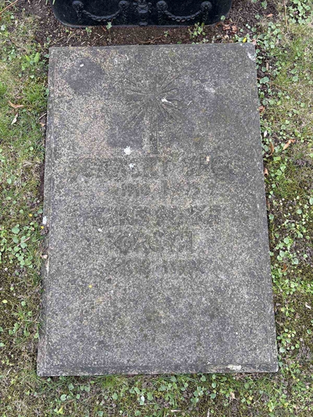 Gravnummer: GE    83