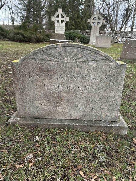 Gravnummer: LE   182, 183