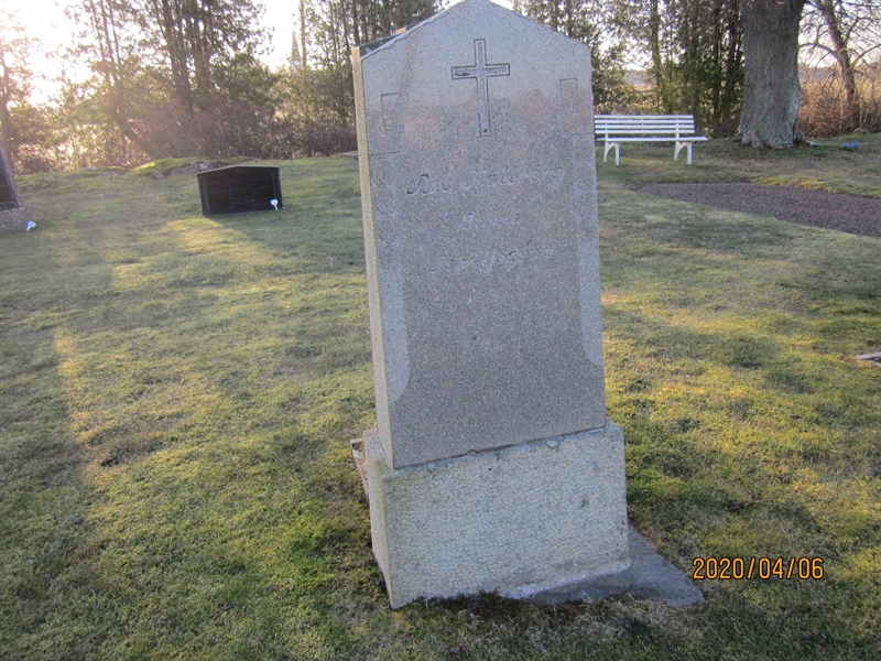 Grave number: 05 R   92