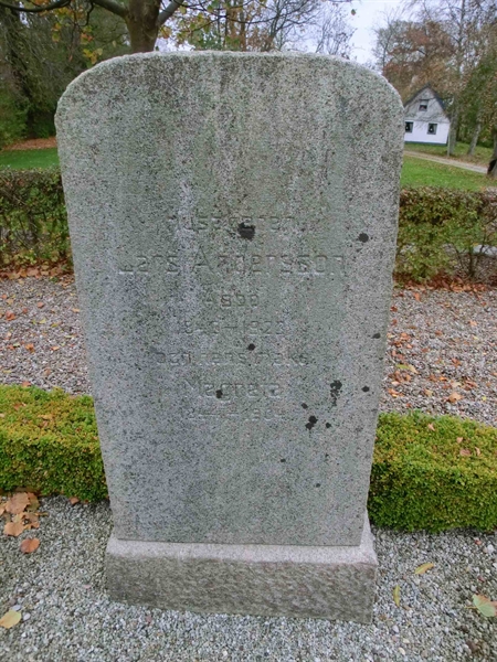 Grave number: ÄS 03    010