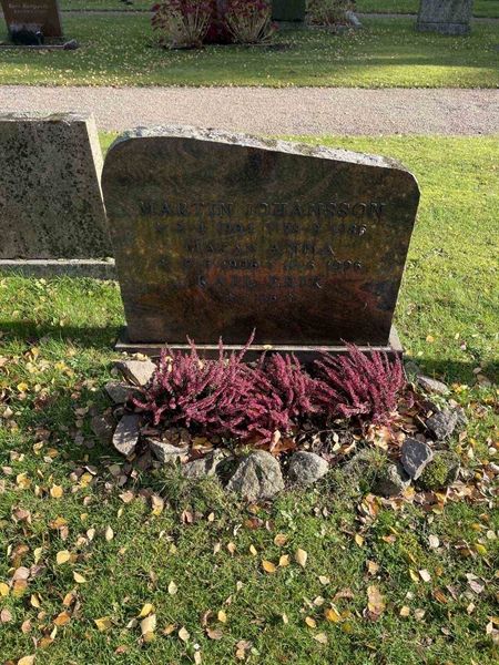 Grave number: VV 5   396