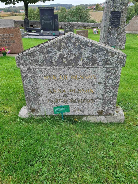 Grave number: KG 09   691, 692