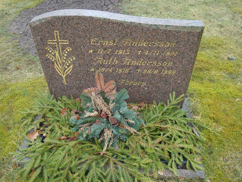 Grave number: BR D   206, 207