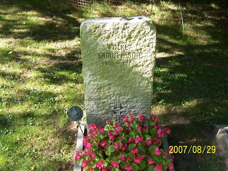 Grave number: 1 3 U1   116