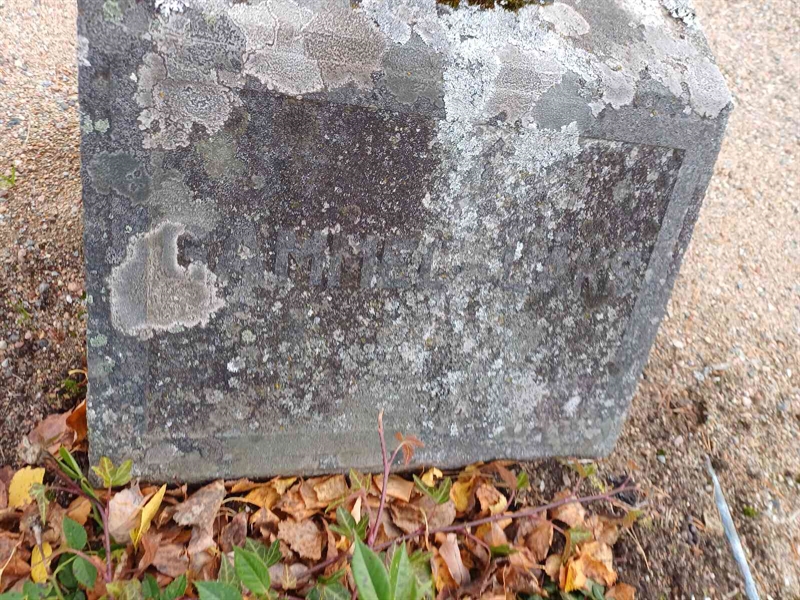 Grave number: JÄ 1 A 1985, 1986, 1987